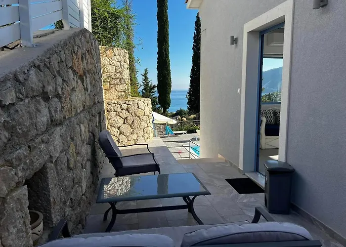 Katerinas Village Supreme With Private Pool * Áyios Nikítas